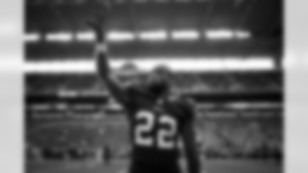 Ray Davis (22). Miami Dolphins vs Buffalo Bills, Regular Season, November 09, 2025 at Hard Rock Stadium.