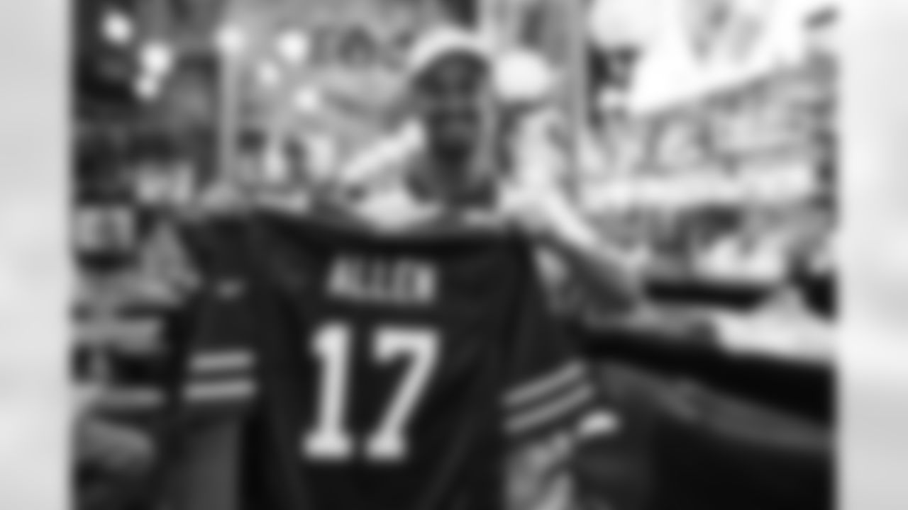 Bills v Chiefs Montreal Watch Party, November 02, 2025 at La Belle et La Boeuf.