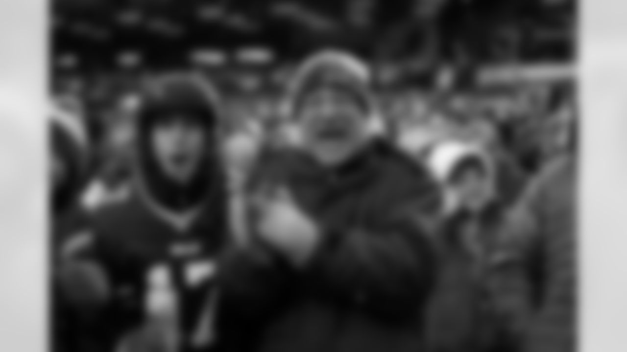 Buffalo Bills vs Cincinnati Bengals, Regular Season, December 07, 2025 at Highmark Stadium.