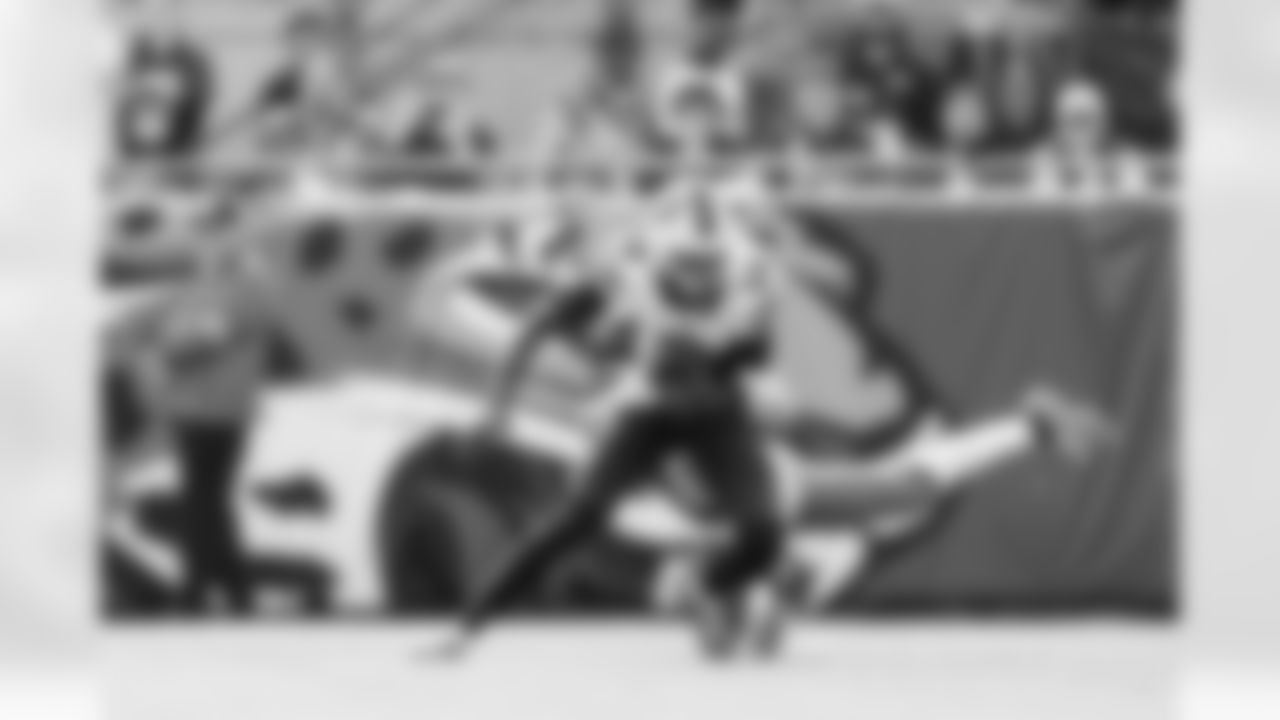 Buffalo Bills vs Jacksonville Jaguars, Wild Card Weekend, January 11, 2026 at EverBank Stadium.