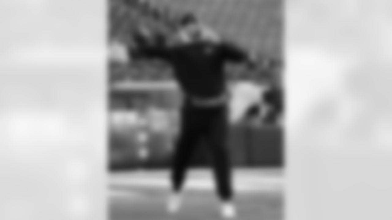 Cleveland Browns vs Buffalo Bills, Regular Season, December 21, 2025 at Huntington Bank Field.