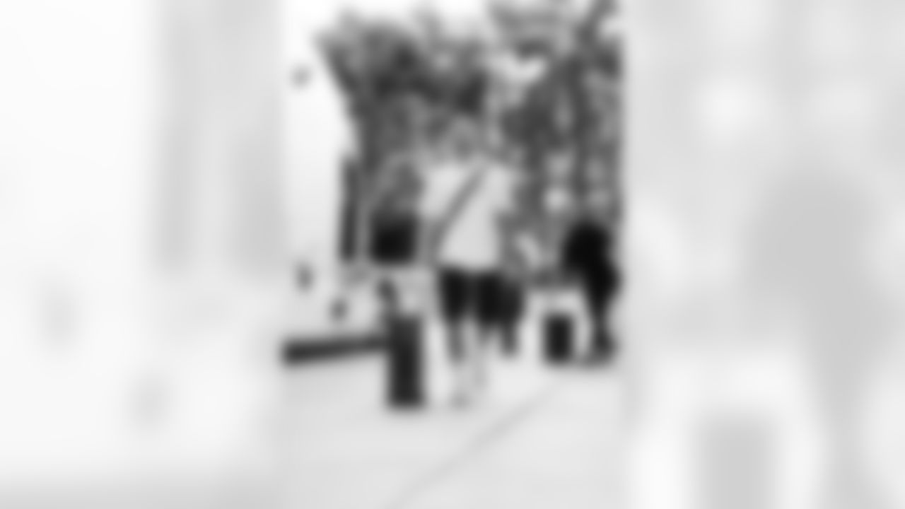 Miami Dolphins vs Buffalo Bills, Regular Season, November 09, 2025 at Hard Rock Stadium.