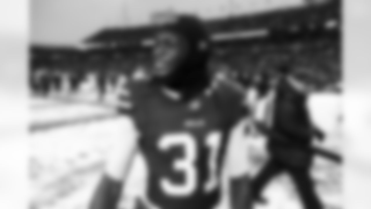 Buffalo Bills vs Cincinnati Bengals, Regular Season, December 07, 2025 at Highmark Stadium.