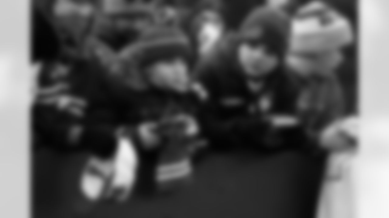 Cleveland Browns vs Buffalo Bills, Regular Season, December 21, 2025 at Huntington Bank Field.