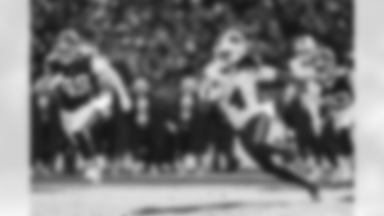 Cleveland Browns vs Buffalo Bills, Regular Season, December 21, 2025 at Huntington Bank Field.