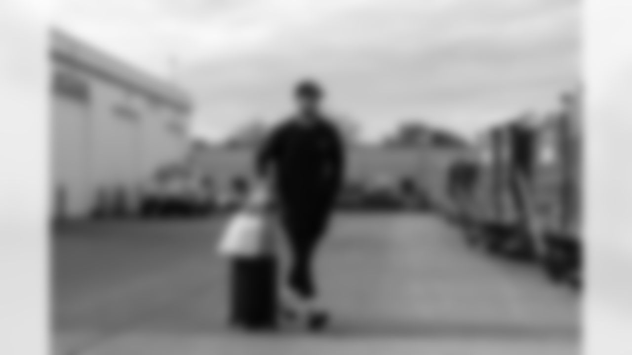 Terrel Bernard (8). Buffalo Bills Travel to Miami, November 08, 2025 at Buffalo Niagara International Airport.