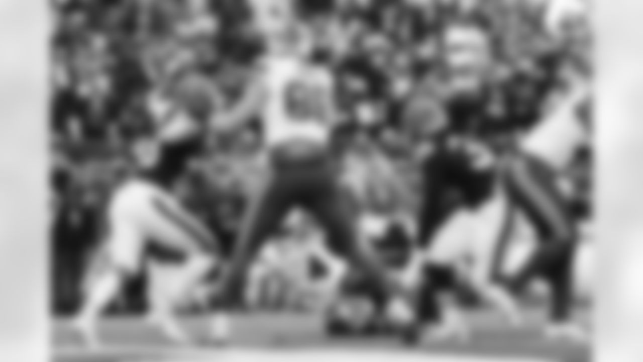 Cleveland Browns vs Buffalo Bills, Regular Season, December 21, 2025 at Huntington Bank Field.