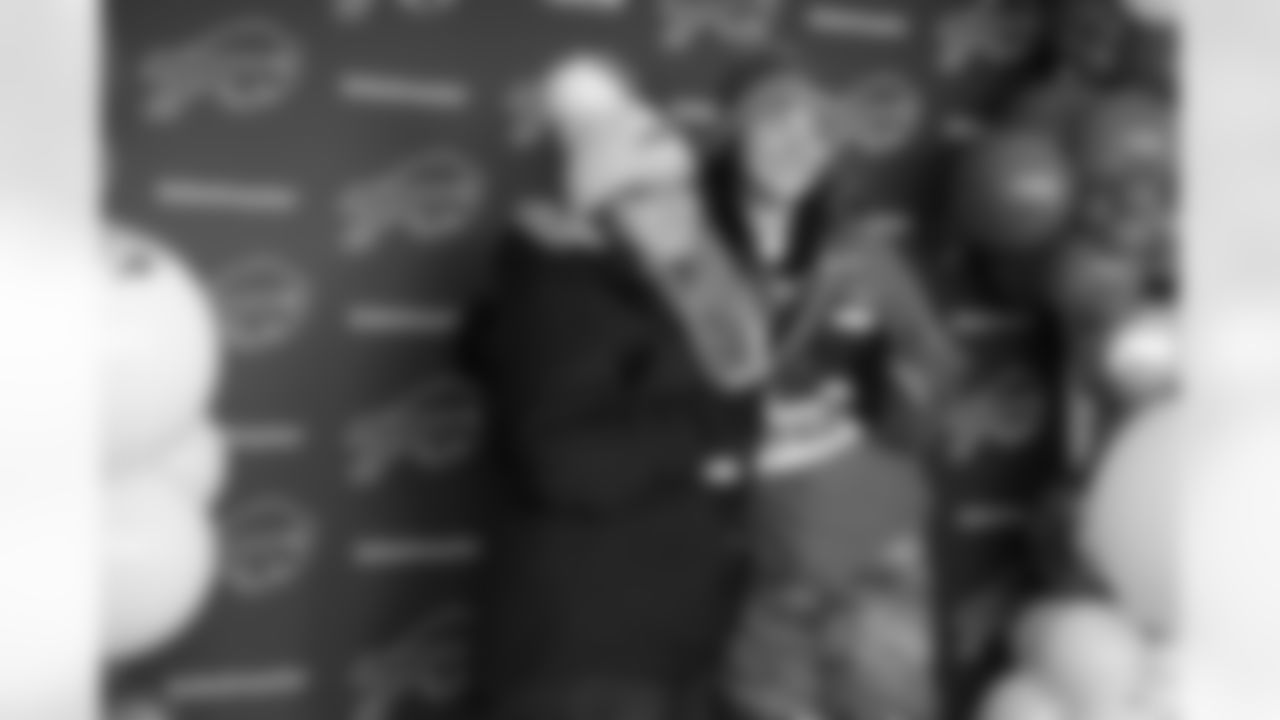 Buffalo Bills vs Tampa Bay Buccaneers, Regular Season, November 16, 2025 at Highmark Stadium.