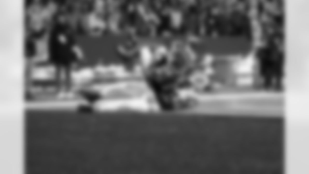 Buffalo Bills vs New York Jets, Regular Season, January 04, 2026 at Highmark Stadium.