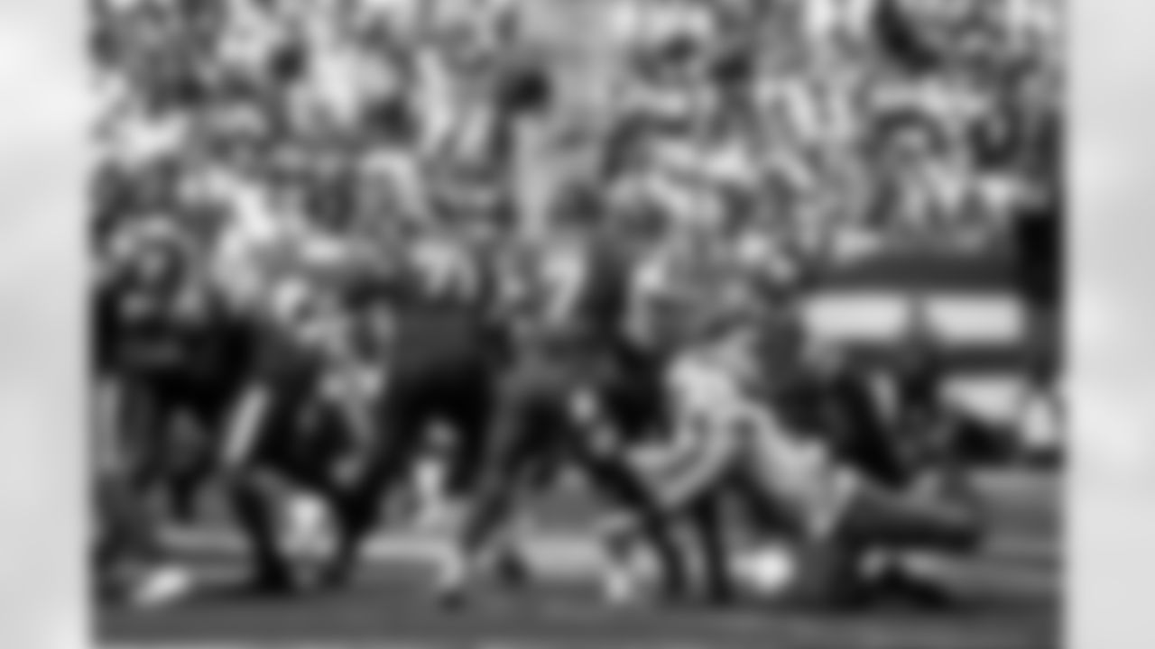 New York Jets vs Buffalo Bills, Regular Season, September 14, 2025 at Metlife Stadium.