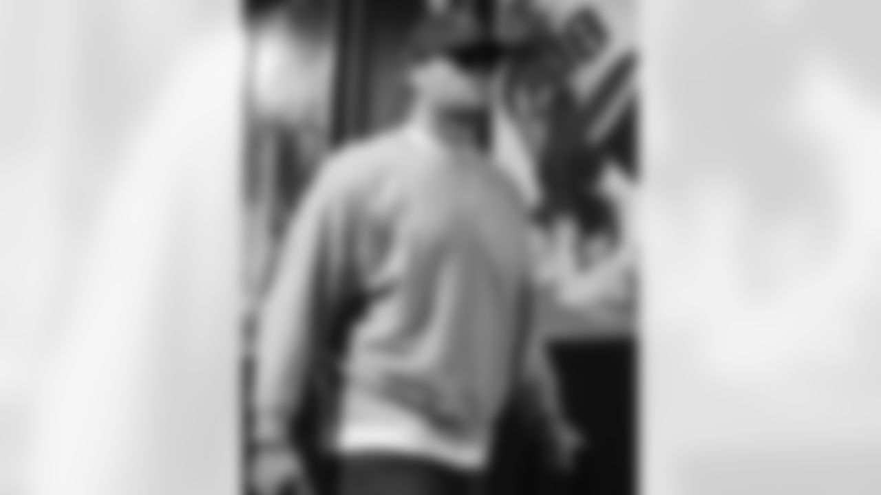 New England Patriots vs Buffalo Bills, Regular Season, December 14, 2025 at Gillette Stadium.