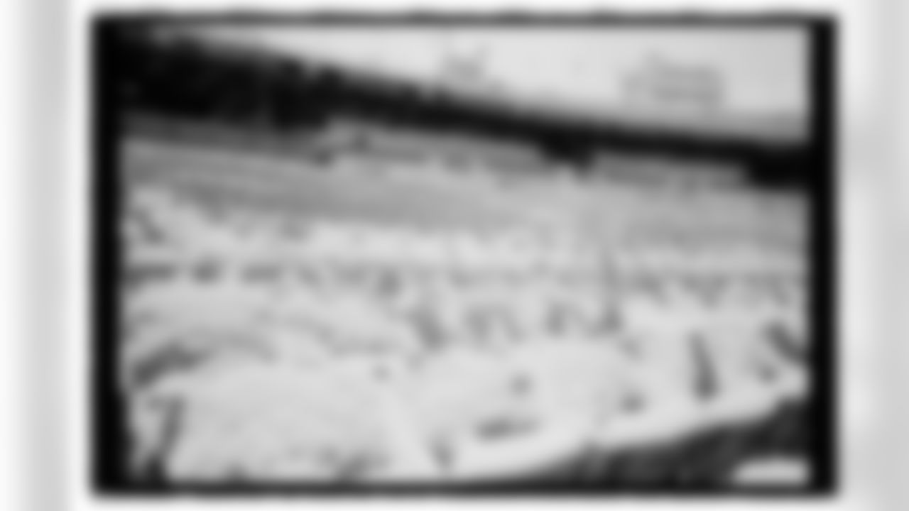 Buffalo Bills vs New York Jets, Regular Season, January 04, 2026 at Highmark Stadium.