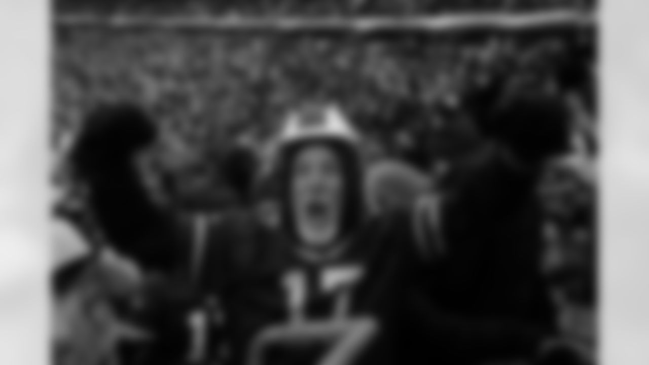 Buffalo Bills vs Cincinnati Bengals, Regular Season, December 07, 2025 at Highmark Stadium.