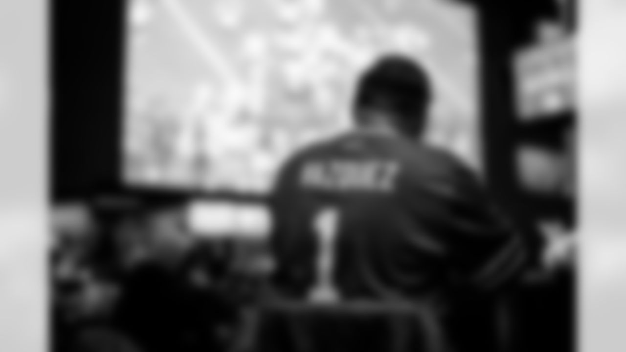 Bills v Chiefs Ontario Watch Party, November 02, 2025 at Real Sports Bar & Grill.