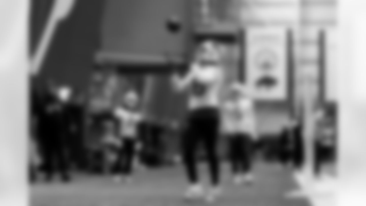 Brandin Cooks (18). Buffalo Bills Week 13 Practice, November 28, 2025 at Buffalo Bills Training Center.