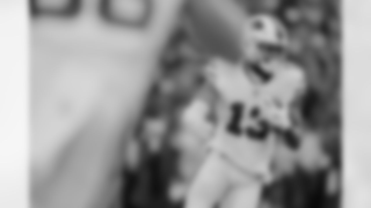 Buffalo Bills vs Tampa Bay Buccaneers, Regular Season, November 18, 2025 at Highmark Stadium.