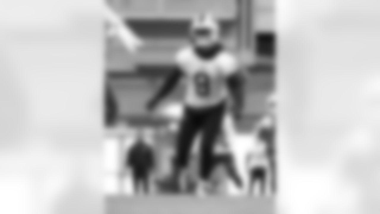 Terrel Bernard (8). Buffalo Bills Week 10 Practice, November 07, 2025 at the Buffalo Bills Training Center.