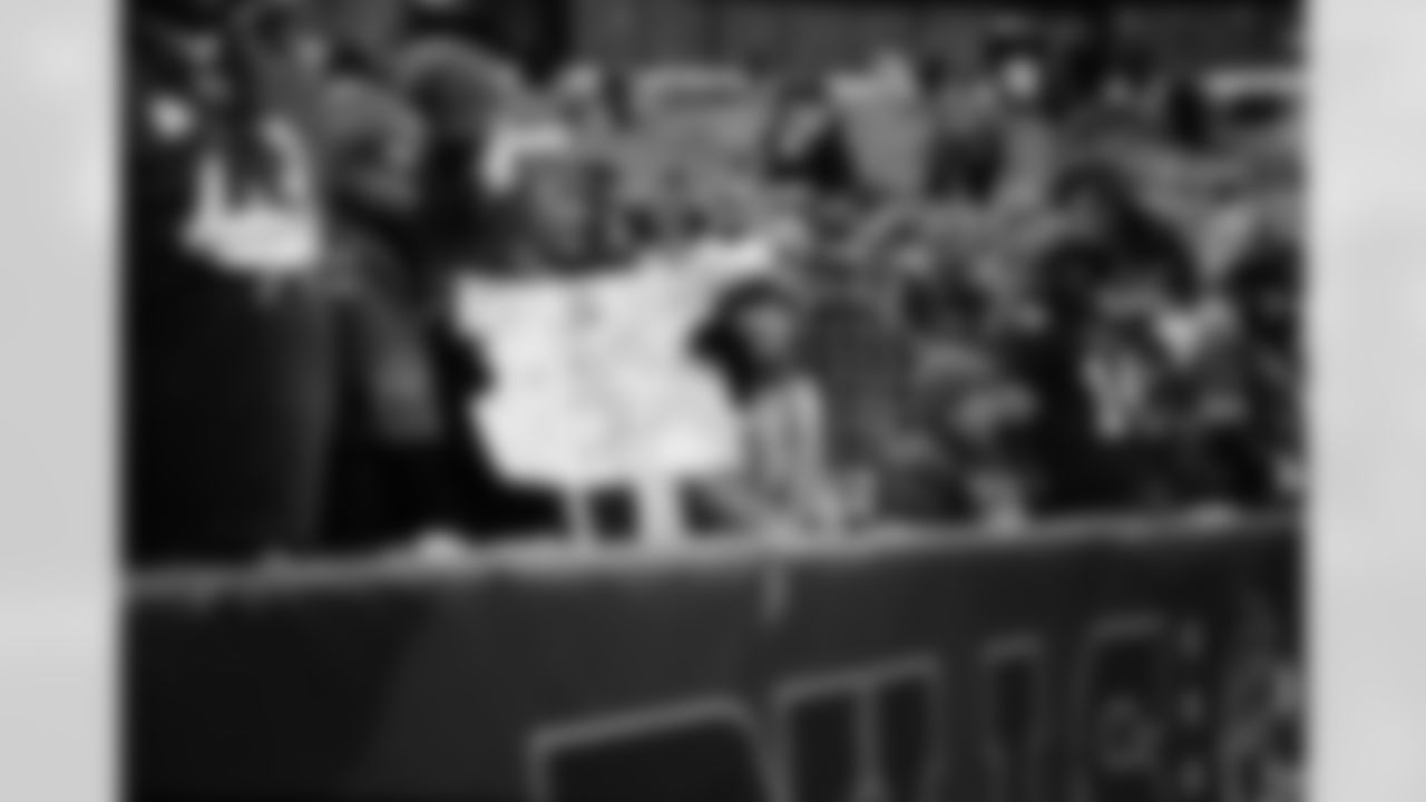 Buffalo Bills vs New York Jets, Regular Season, January 04, 2026 at Highmark Stadium.