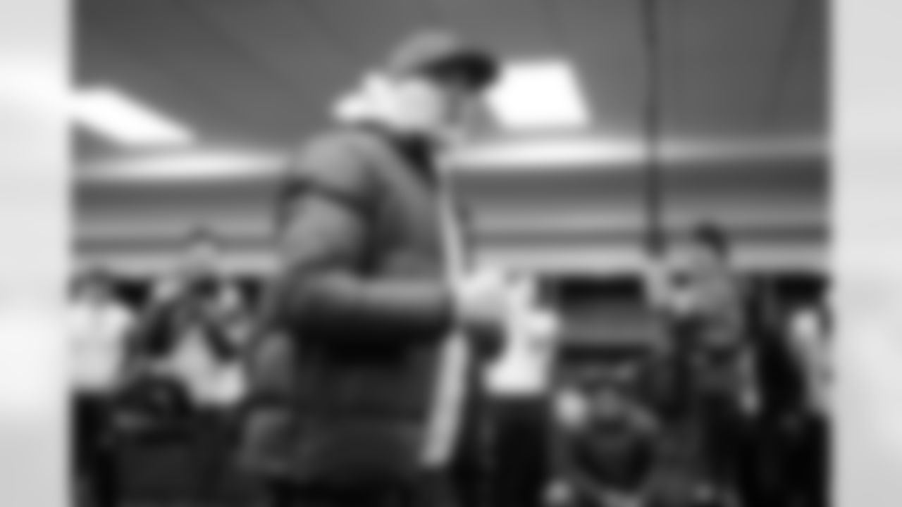 Pittsburgh Steelers vs Buffalo Bills, Regular Season, November 28, 2025 at Acrisure Stadium.