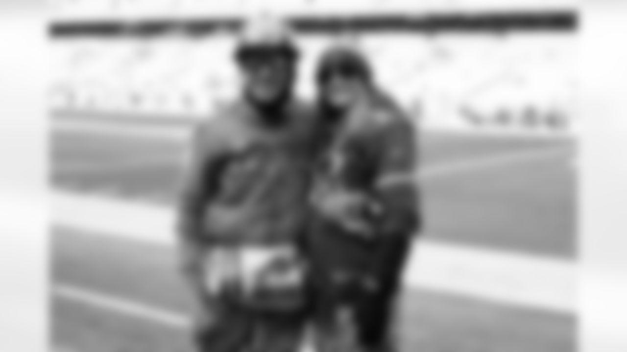 Cleveland Browns vs Buffalo Bills, Regular Season, December 21, 2025 at Huntington Bank Field.