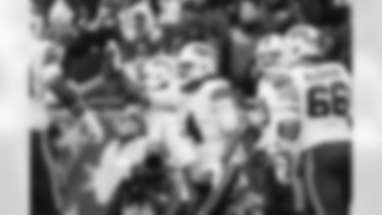 New England Patriots vs Buffalo Bills, Regular Season, December 14, 2025 at Gillette Stadium.