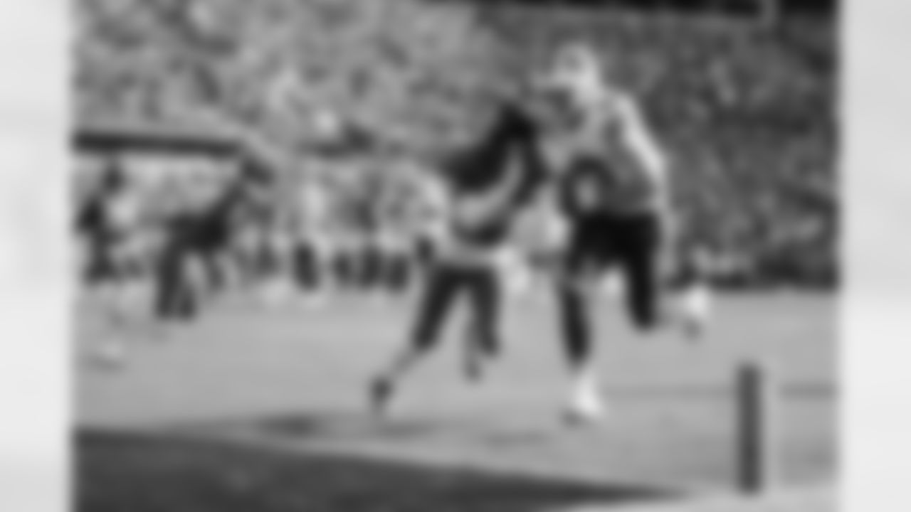 Buffalo Bills vs Jacksonville Jaguars, Wild Card Weekend, January 11, 2026 at EverBank Stadium.