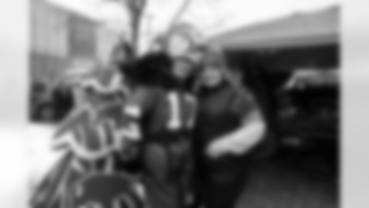 Buffalo Bills vs Cincinnati Bengals, Regular Season, December 05, 2025 at Highmark Stadium.