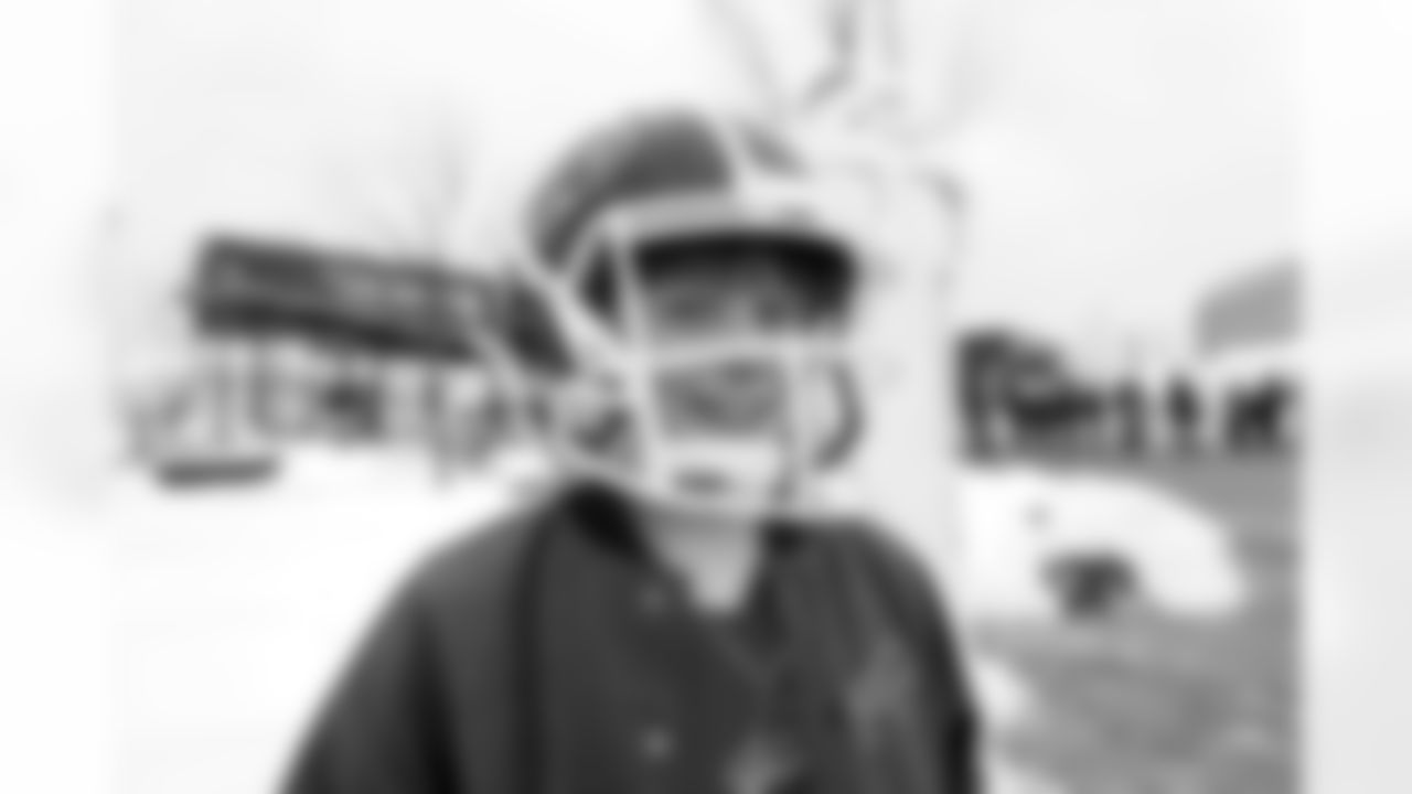 Buffalo Bills vs New York Jets, Regular Season, January 04, 2026 at Highmark Stadium.