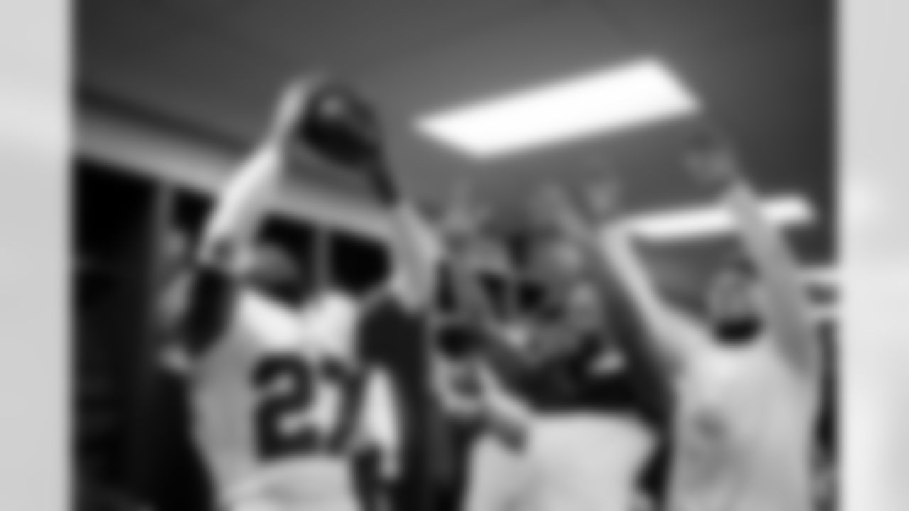 New England Patriots vs Buffalo Bills, Regular Season, December 14, 2025 at Gillette Stadium.