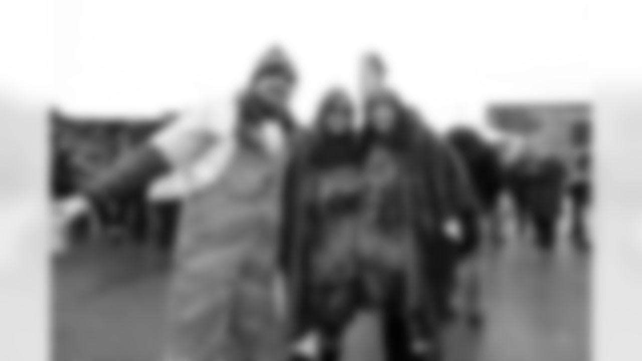 Buffalo Bills vs New York Jets, Regular Season, January 04, 2026 at Highmark Stadium.