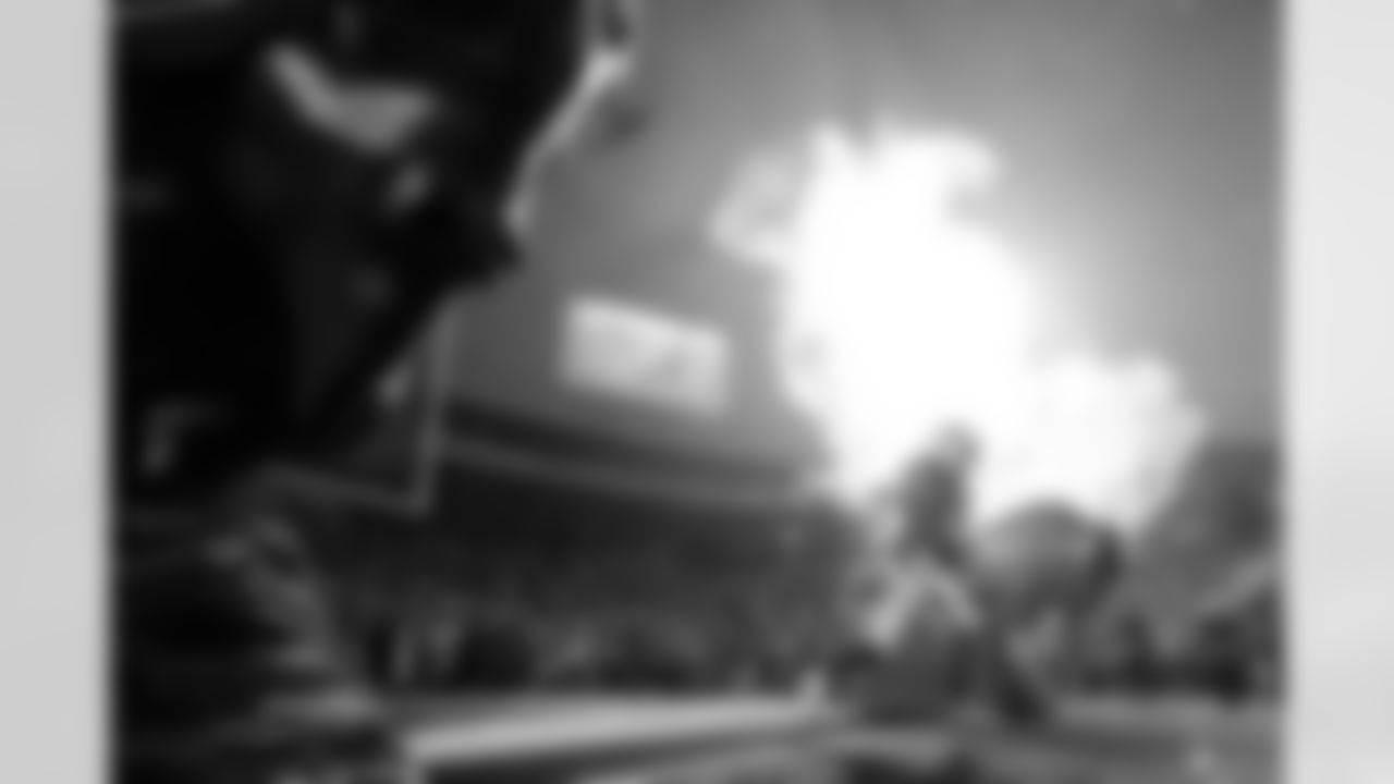 Connor McGovern (66). Buffalo Bills vs Philadelphia Eagles, Regular Season, December 28, 2025 at Highmark Stadium.