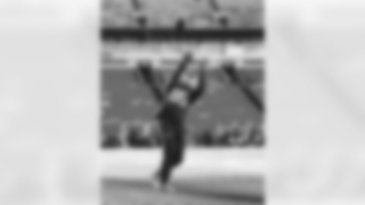 Jackson Hawes (85). Buffalo Bills Week 14 Practice, December 05, 2025 at Highmark Stadium.