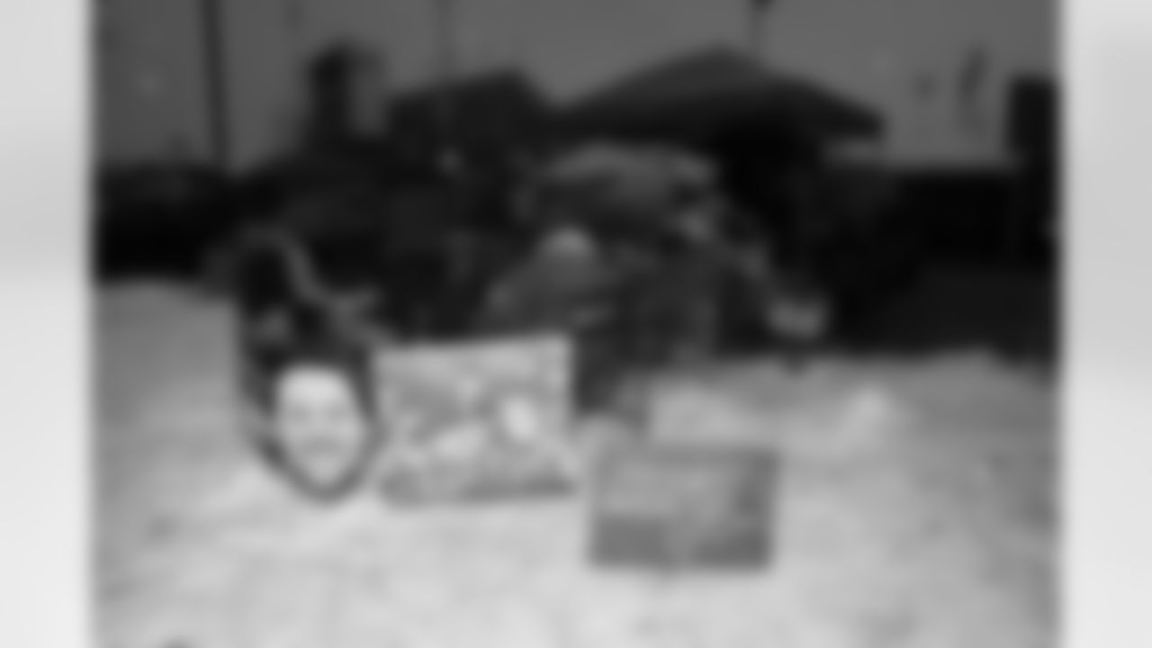 Buffalo Bills vs Cincinnati Bengals, Regular Season, December 07, 2025 at Highmark Stadium.