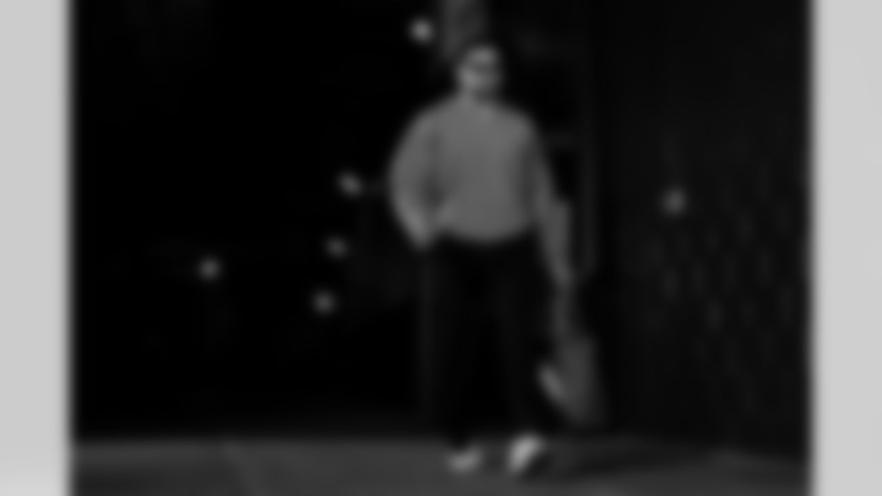 New England Patriots vs Buffalo Bills, Regular Season, December 14, 2025 at Gillette Stadium.