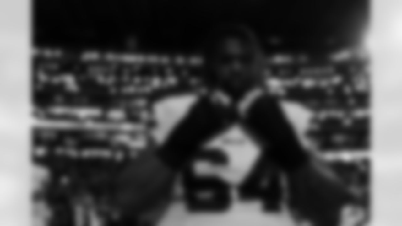 Houston Texans vs Buffalo Bills, Regular Season, November 20, 2025 at NRG Stadium.