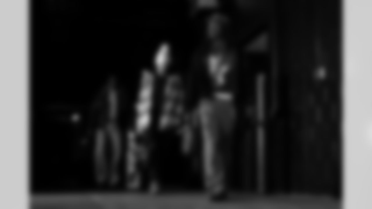 New England Patriots vs Buffalo Bills, Regular Season, December 14, 2025 at Gillette Stadium.