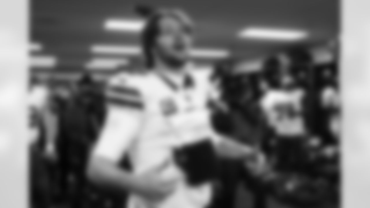 New England Patriots vs Buffalo Bills, Regular Season, December 14, 2025 at Gillette Stadium.