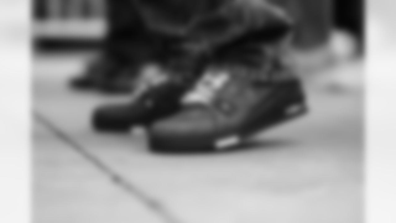 Miami Dolphins vs Buffalo Bills, Regular Season, November 09, 2025 at Hard Rock Stadium.