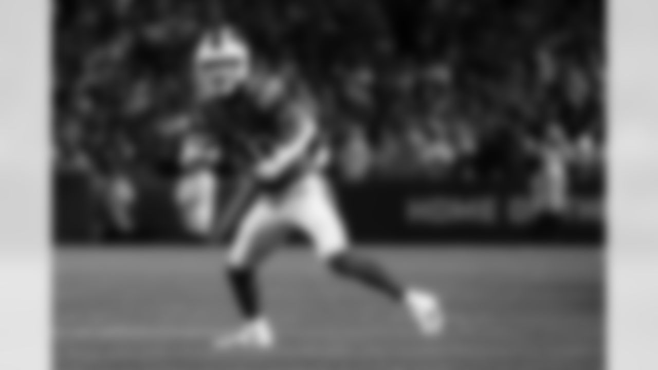 Buffalo Bills vs Philadelphia Eagles, Regular Season, December 28, 2025 at Highmark Stadium.