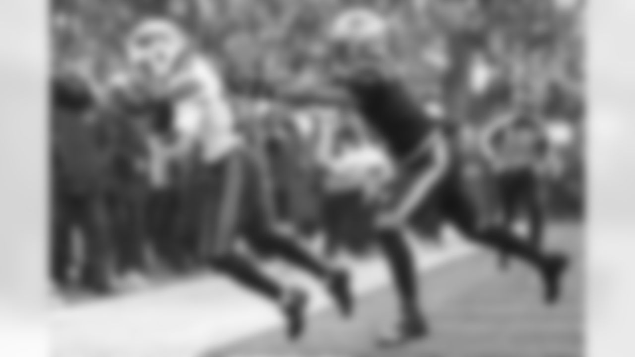 New England Patriots vs Buffalo Bills, Regular Season, December 14, 2025 at Gillette Stadium.