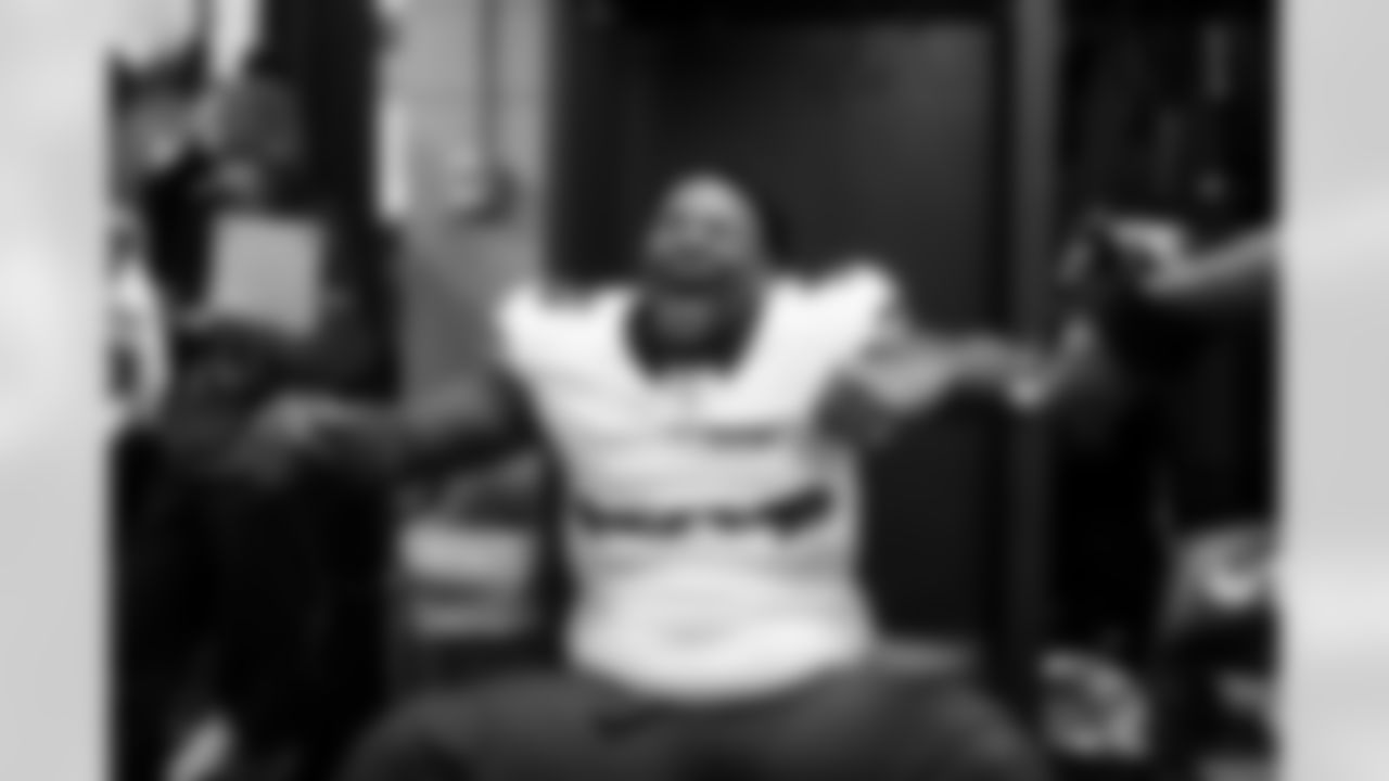 New England Patriots vs Buffalo Bills, Regular Season, December 14, 2025 at Gillette Stadium.