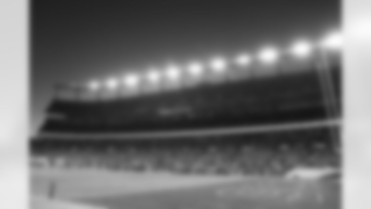 Buffalo Bills vs Denver Broncos, Divisional Game, January 17, 2026 at Empower Field at Mile High.