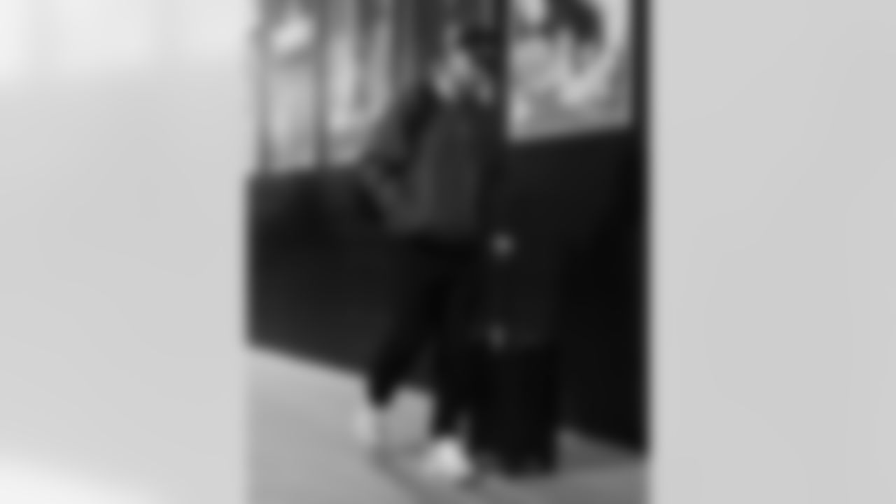 New England Patriots vs Buffalo Bills, Regular Season, December 14, 2025 at Gillette Stadium.