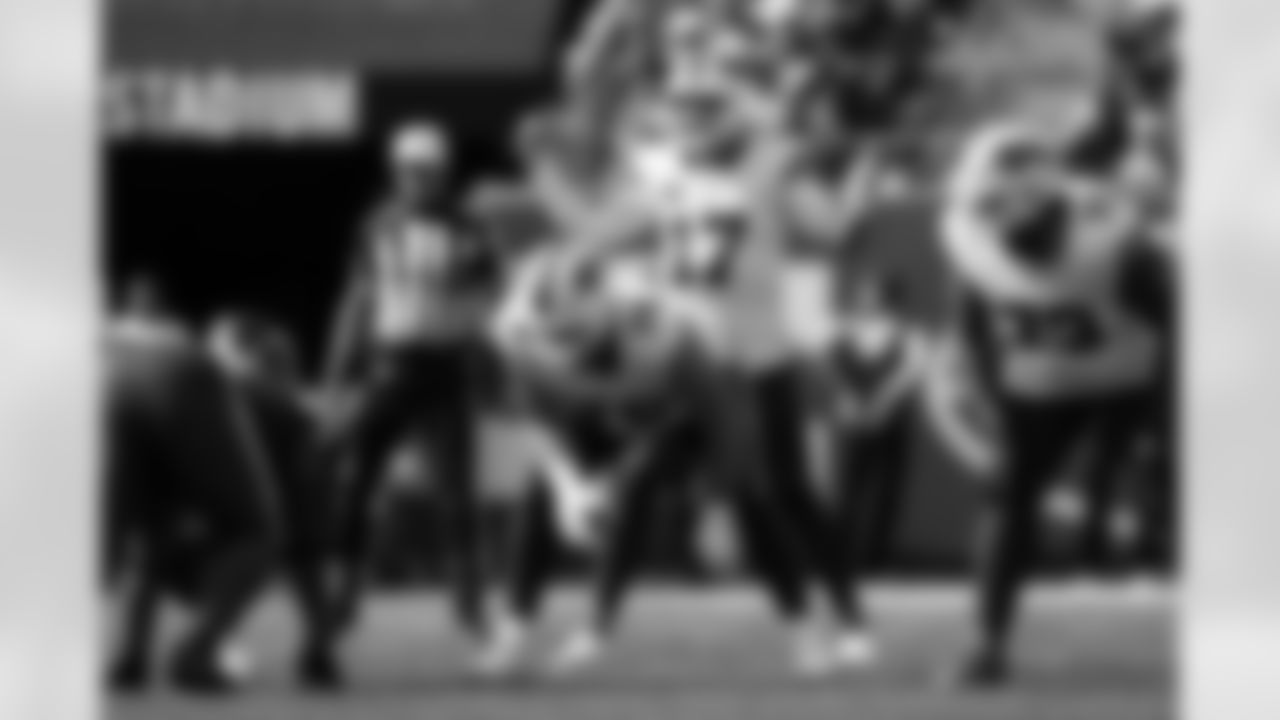 New York Jets vs Buffalo Bills, Regular Season, September 14, 2025 at Metlife Stadium.