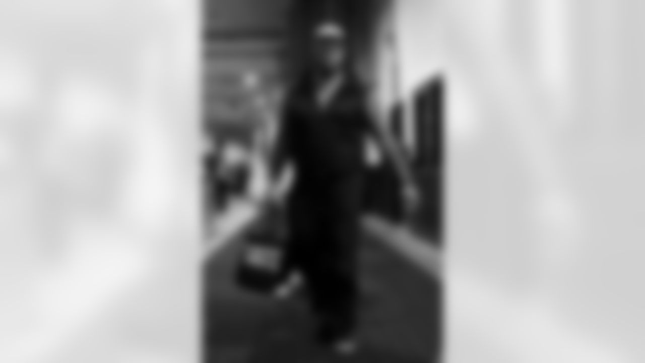 Buffalo Bills vs Jacksonville Jaguars, Wild Card Weekend, January 11, 2026 at EverBank Stadium.