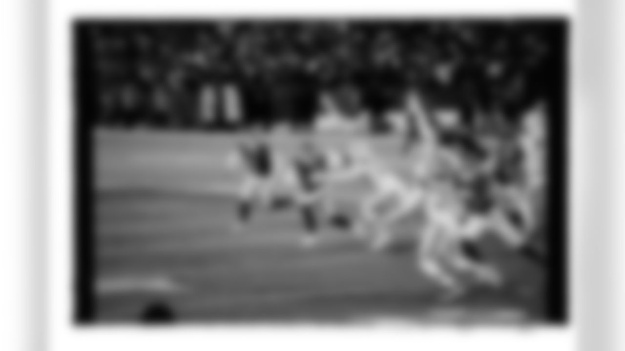 Buffalo Bills vs New York Jets, Regular Season, January 04, 2026 at Highmark Stadium.