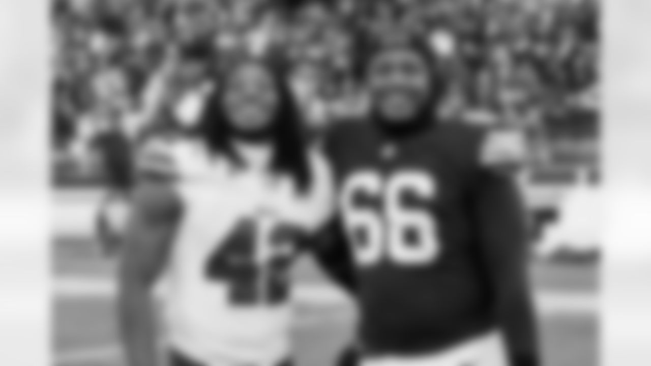 Cleveland Browns vs Buffalo Bills, Regular Season, December 21, 2025 at Huntington Bank Field.