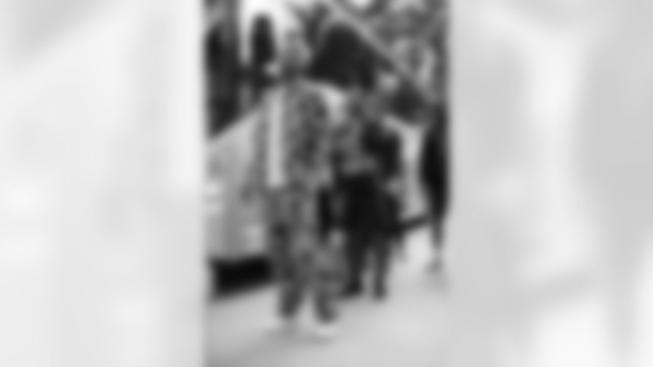 Miami Dolphins vs Buffalo Bills, Regular Season, November 09, 2025 at Hard Rock Stadium.