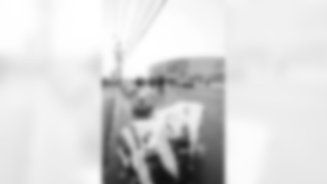 Buffalo Bills vs Cincinnati Bengals, Regular Season, December 05, 2025 at Highmark Stadium.