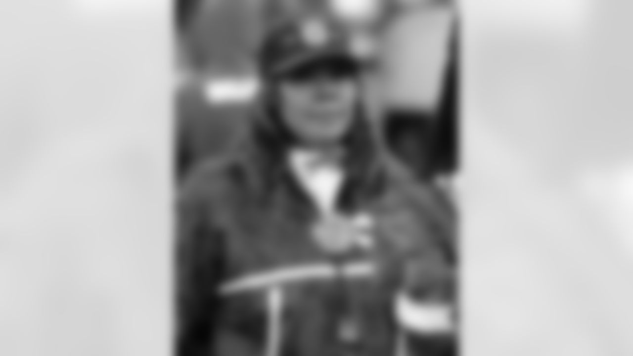 Buffalo Bills vs Tampa Bay Buccaneers, Regular Season, November 16, 2025 at Highmark Stadium.